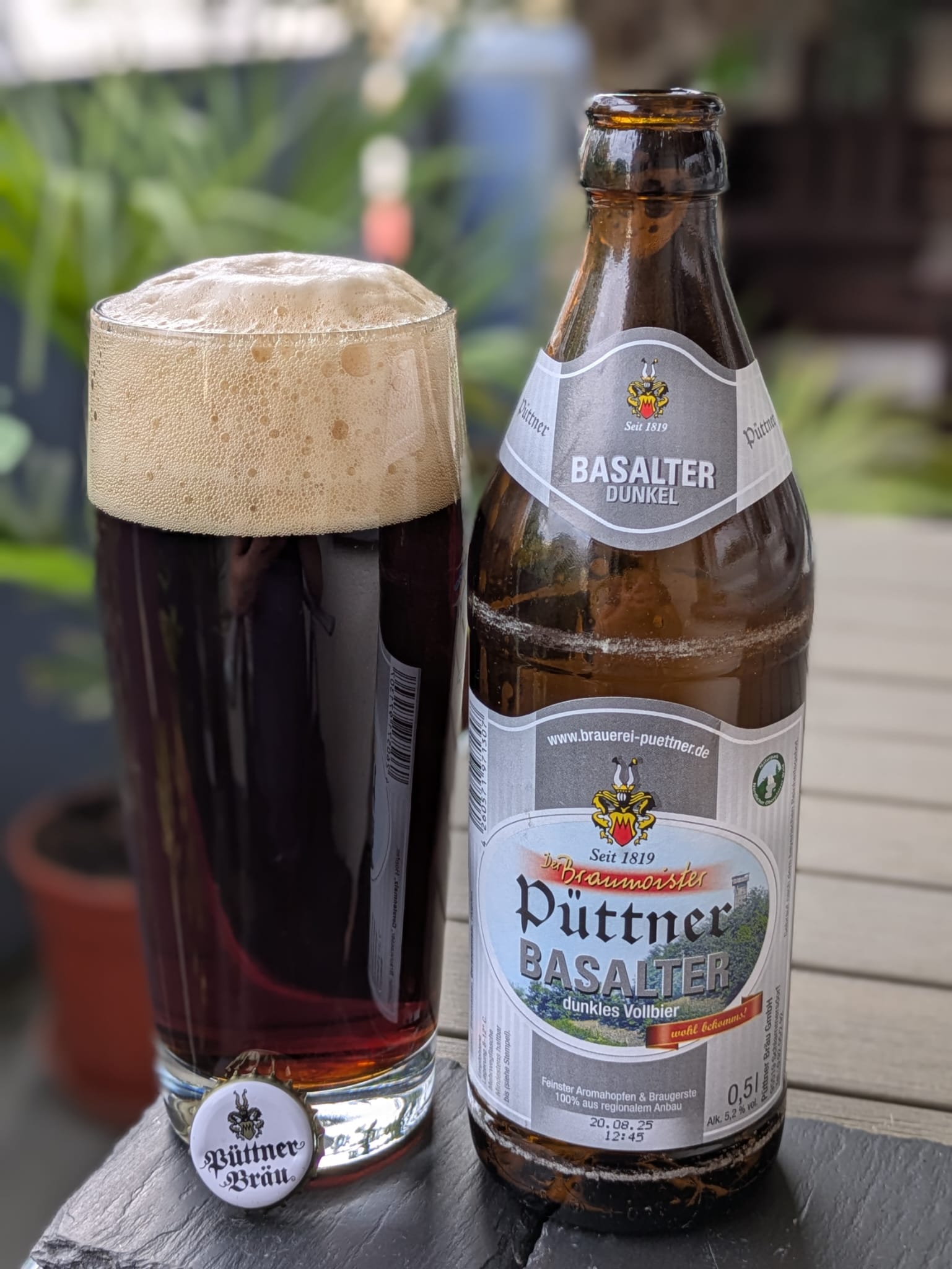 Bierprobe Basalter Dunkel der Basalter Dunkel der Brauerei Püttner von FrankenBierFreund