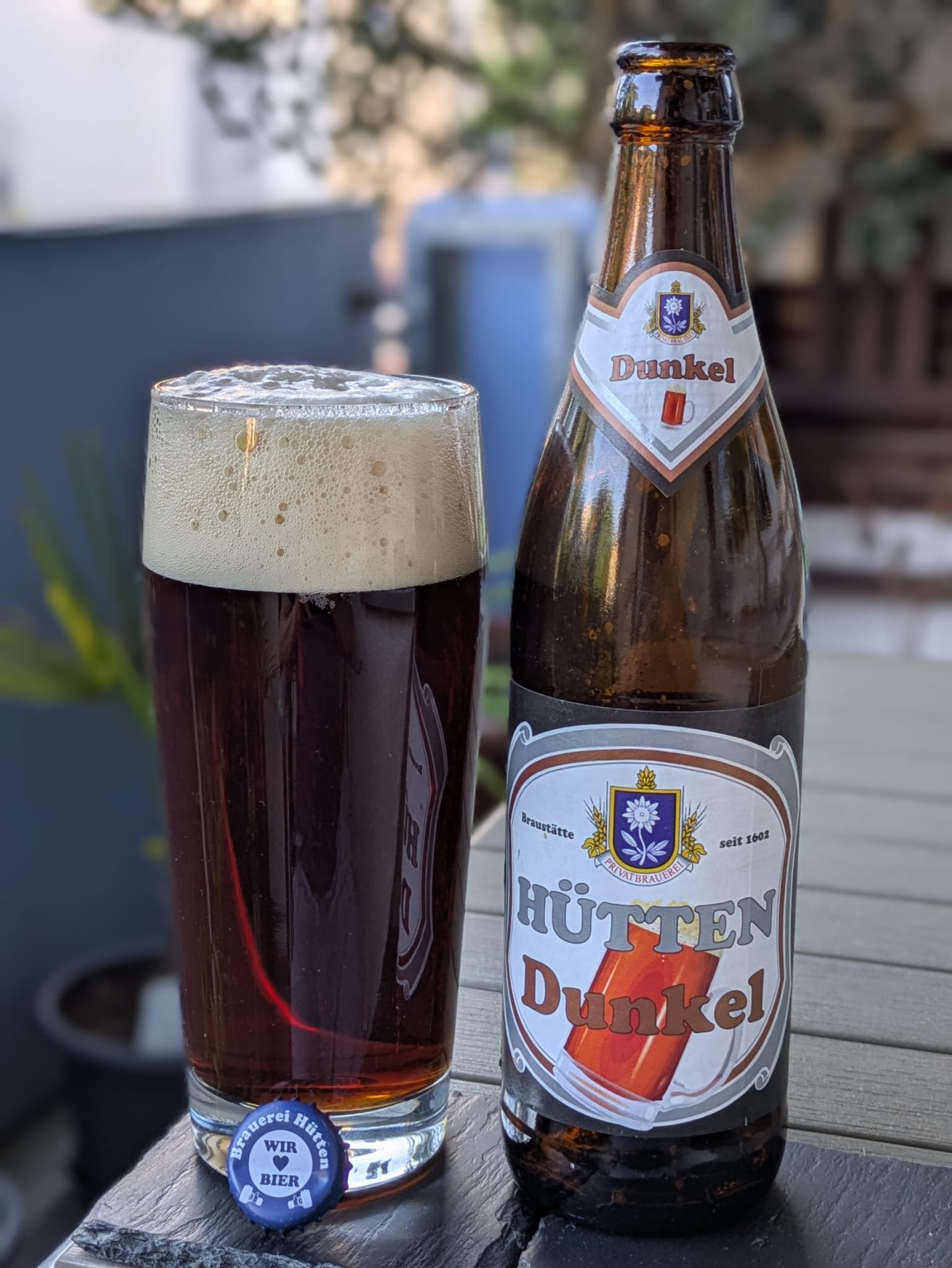Bierprobe Dunkel der Brauerei Hütten von FrankenBierFreund