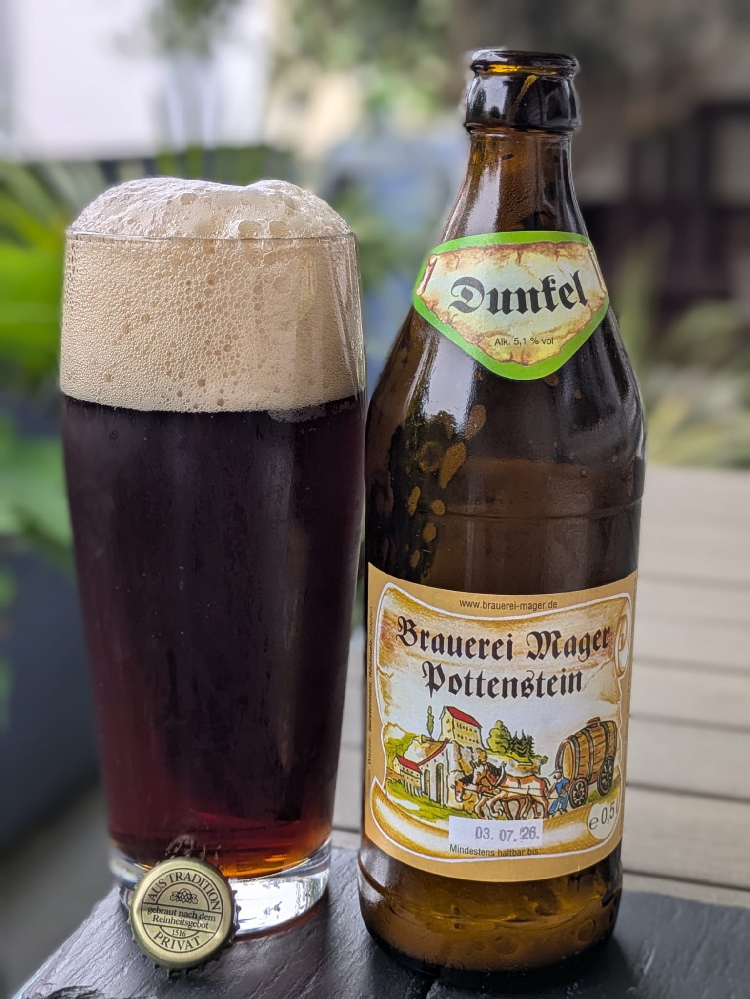 Bierprobe Dunkel der Brauerei Mager von FrankenBierFreund